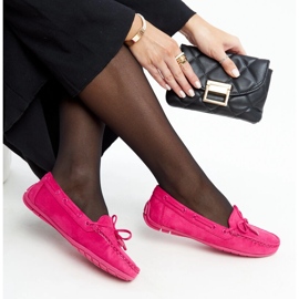 Tummanpunaiset mokasiinit Hayam-rusetilla vaaleanpunainen 1