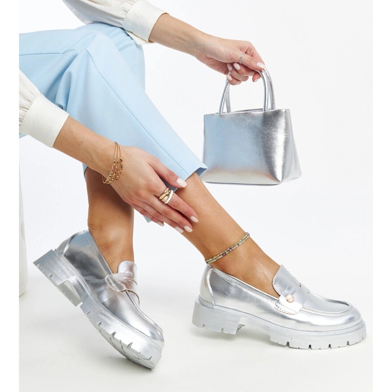 Hopeiset ekonahkaiset mokkasiinit Mladenka hopea 1