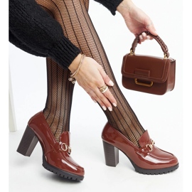 Giacoman ruskeat patentoidut kantapääpumput 1