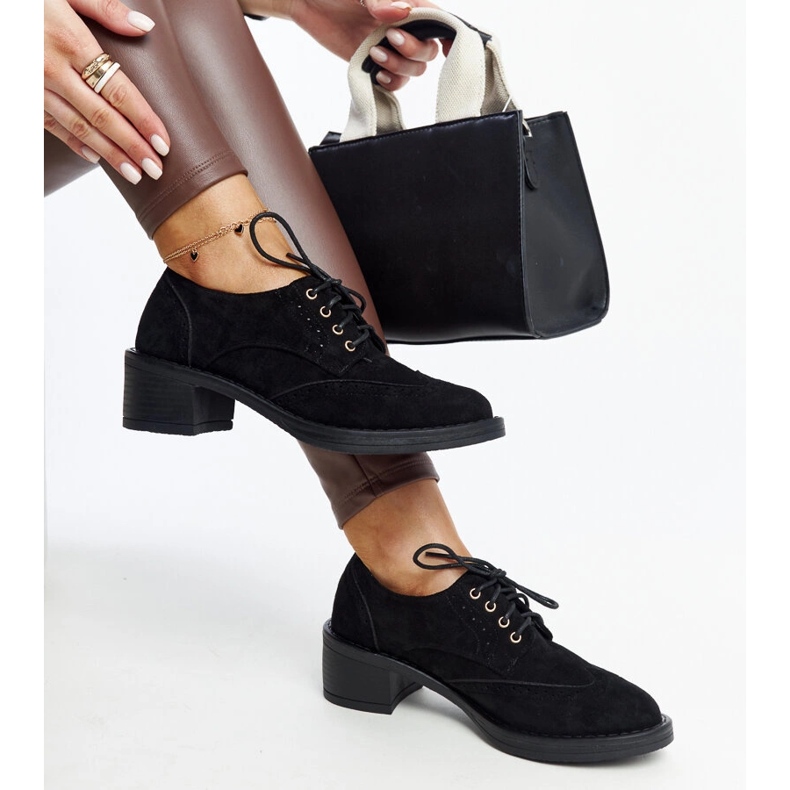 Tigard mustat mokkanahkaiset korkokengät 1