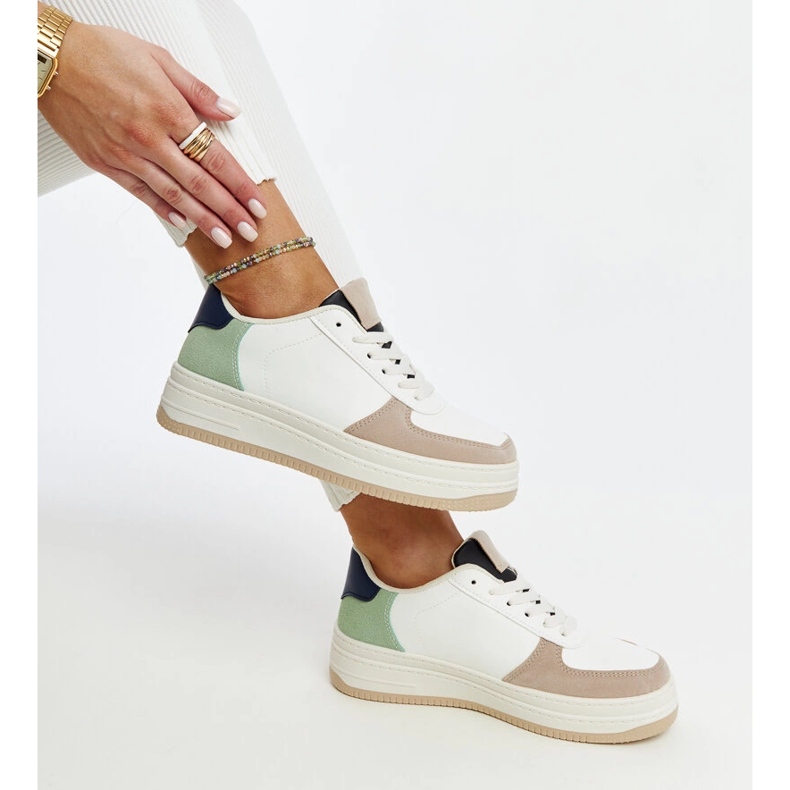 Moniväriset lenkkarit Cvita-alustalla monivärinen 1