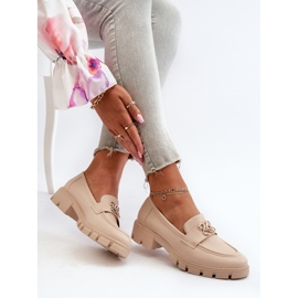 Tyylikkäät beigenväriset naisten mokasiinit kultakoristeella Tosisa 1