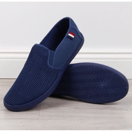 News UUTISET M EVE299B harjakattoiset lenkkarit 2