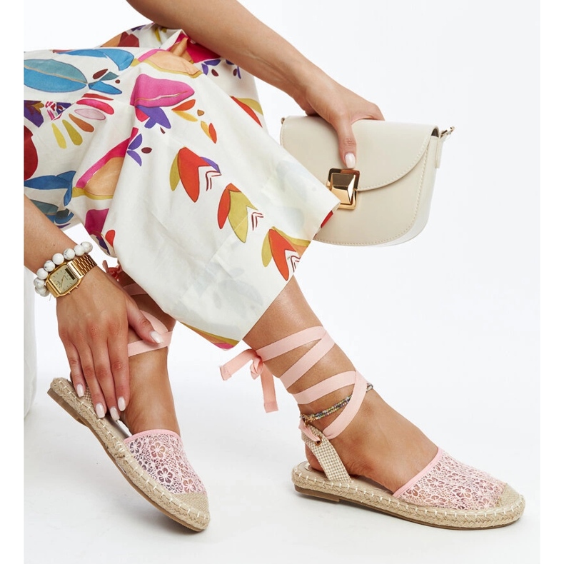 Teha vaaleanpunaiset pitsiset espadrillit avoimella kantapäällä vaaleanpunainen 1