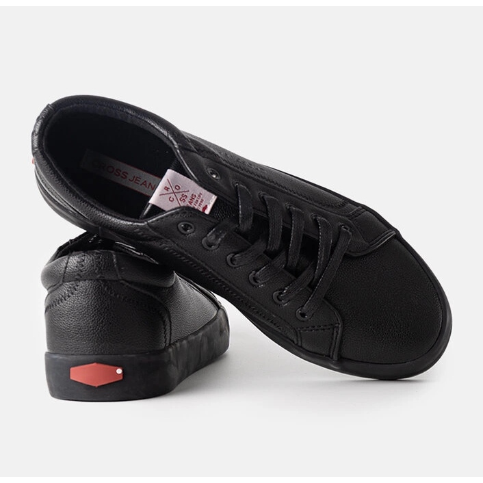 Mustat naisten Cross Jeans -lenkkarit 2