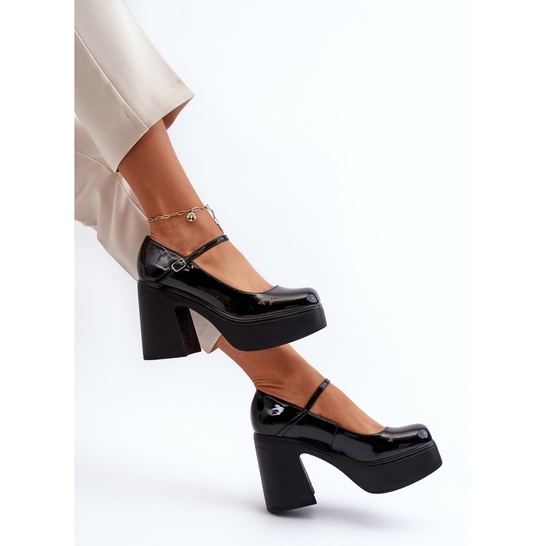 Naisten kiiltonahkaiset kengät alustalla ja korkokengät Big Star NN274004 musta 1