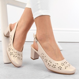 Naisten harjakattoiset sandaalit beige helmi Sergio Leone SK179 1