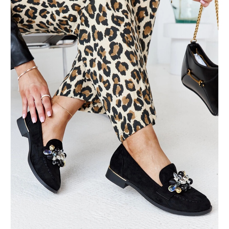 Mustat mokasiinit Dahera-koristeilla 1