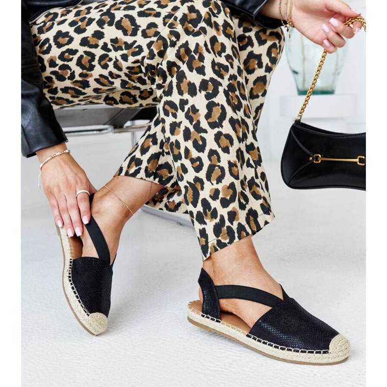 Mustat espadrillit avoimella kantapäällä Tharna 1