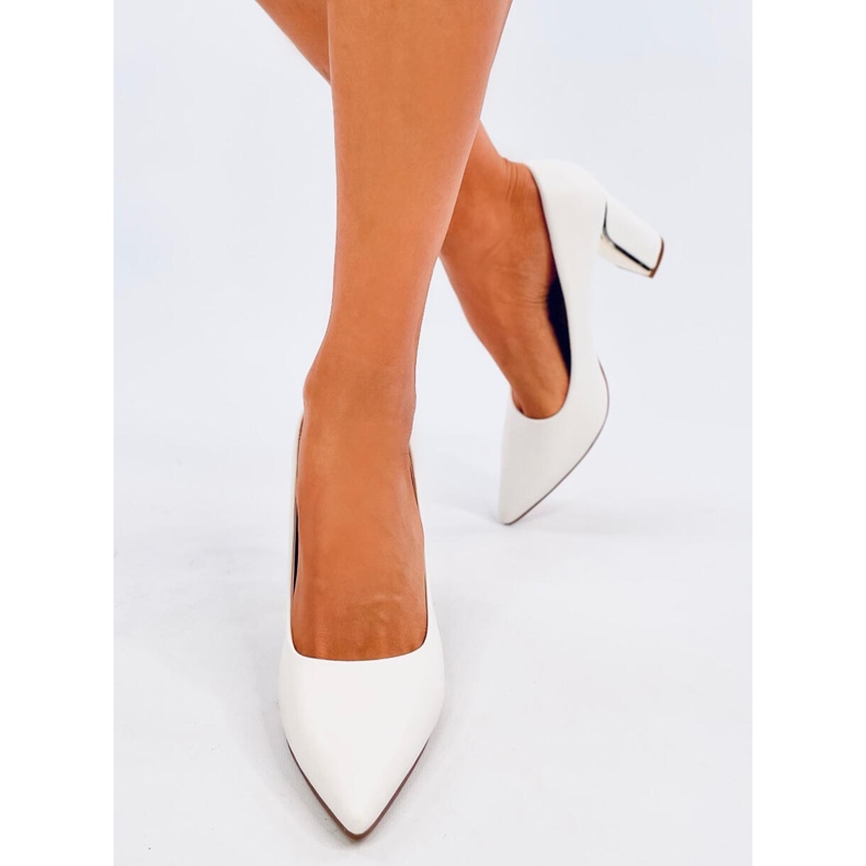 Laurentsin valkoiset tikkakorkokengät valkoinen 1