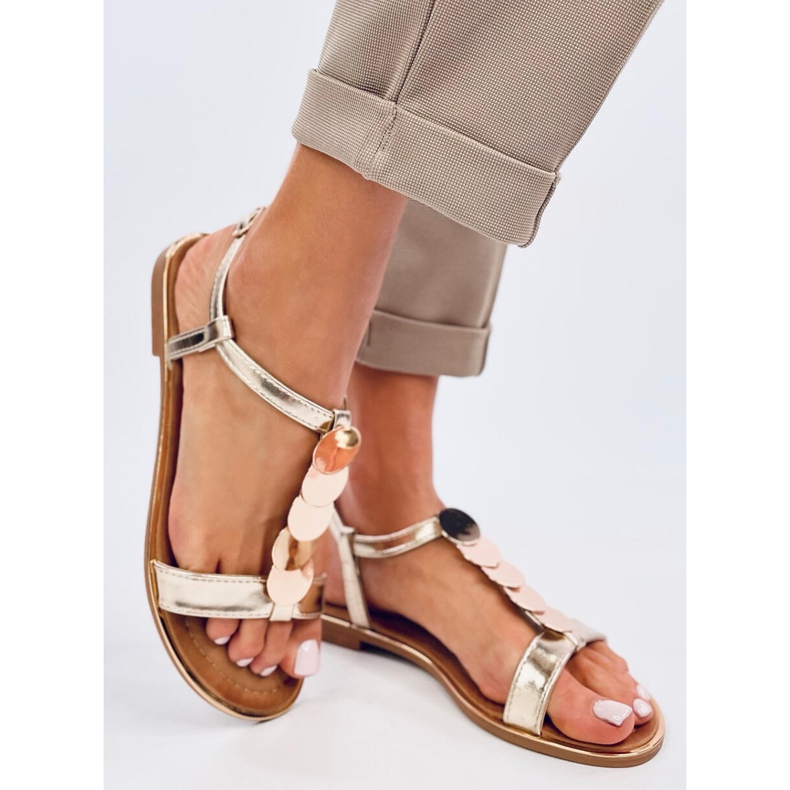 Ennes Gold -sandaalit kullanvärisillä koristeilla kultainen 1
