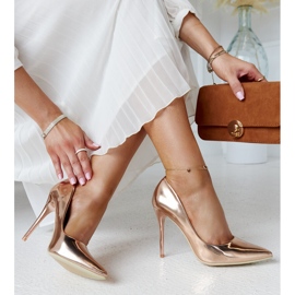 Kultaiset patentoidut korkkarit, joissa Jadoin-nahkainen sisäosa kultainen 1