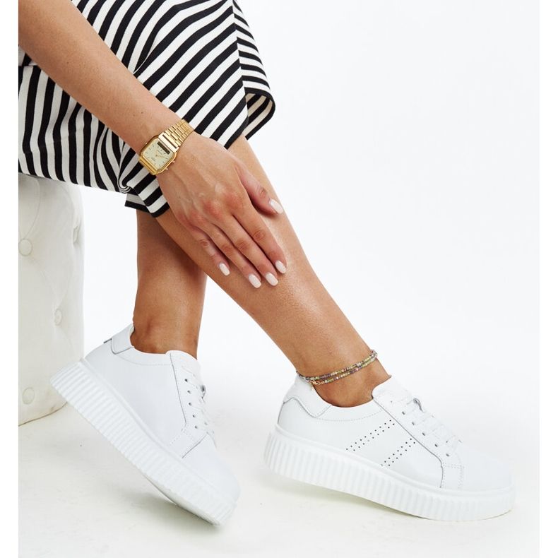 Siniset nahkakengät koristeellisella soljella valkoinen 1