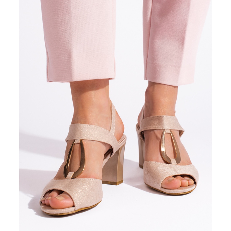 Goodin Naisten kullanväriset korkeakorkoiset sandaalit kultainen 1