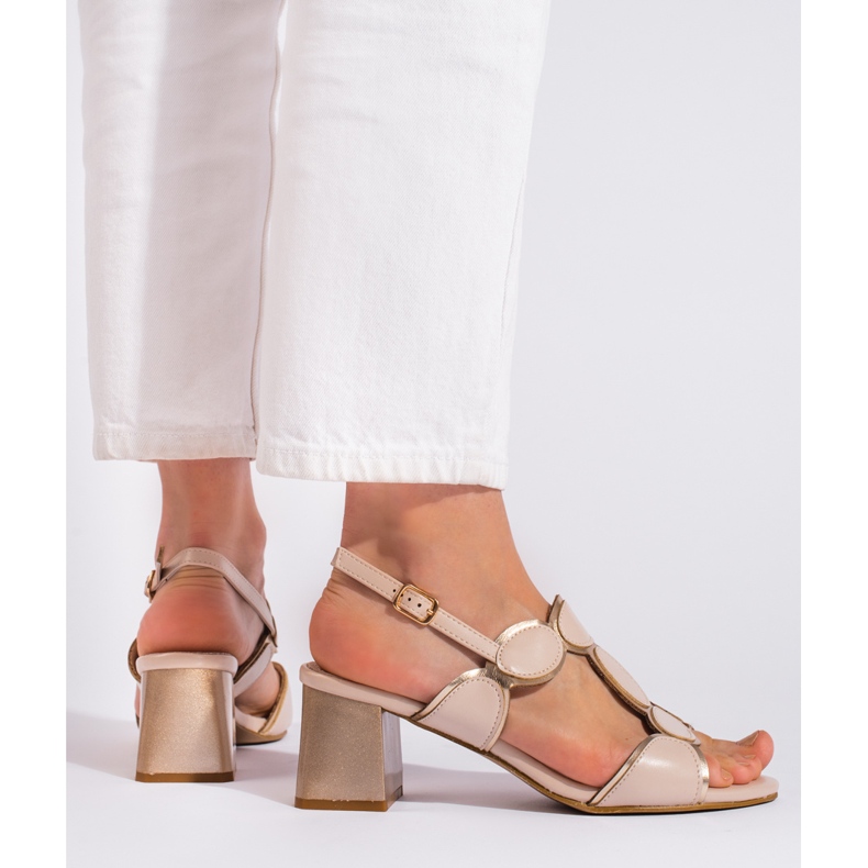 Goodin Beiget naisten sandaalit soljella 1