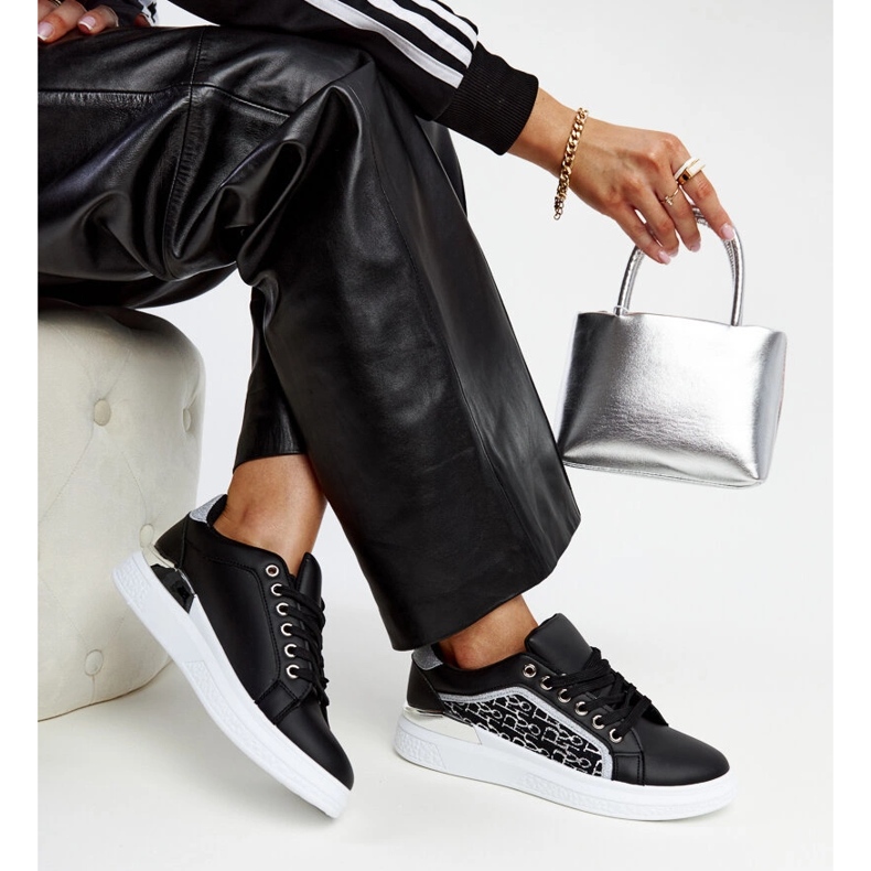 Mustat alustalenkkarit Fekete glitterillä 1