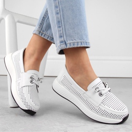 Naisten nahkakengät, harjakattoiset slip-on mokasiinit, valkoinen Artiker 54C1752 1