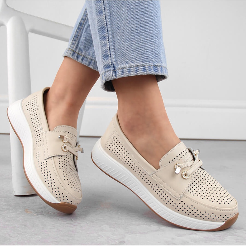 Nahkaiset naisten kengät, harjakattoiset slip-on mokasiinit, beige Artiker 54C1753 1