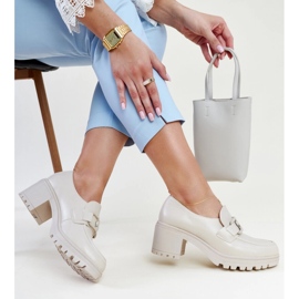 Vincezan beige-kengät, joissa on nahkainen sisäosa 1