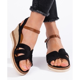 Naisten mustat sandaalit 3