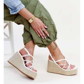 Maran valkoiset kiila sandaalit valkoinen 1