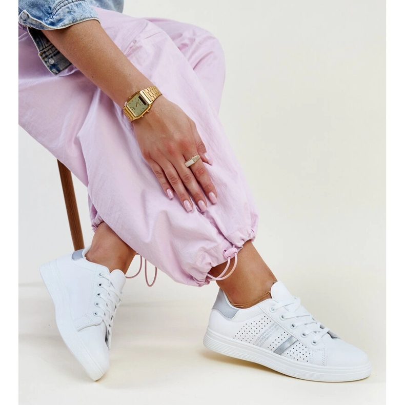 Valkoiset ja hopeiset ekonahkaiset Berdinen lenkkarit valkoinen 1