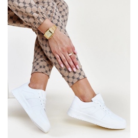 Valkoiset Hagara urheilulenkkarit valkoinen 1