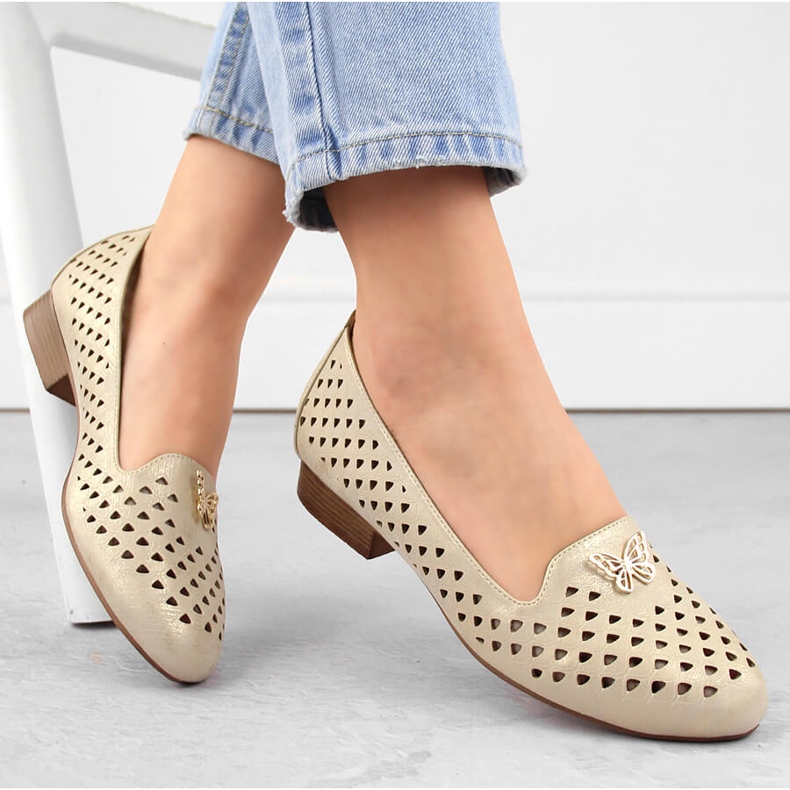 M. DASZYŃSKI Naisten harjakattoiset matalakorkoiset kengät, kultaa M.Daszyński beige 2