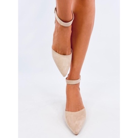 Dacrem Beige matalakorkoiset pumput 1