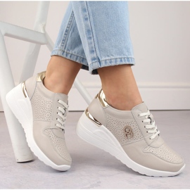 Naisten nahkaiset urheilukengät, beige S.Barski LR810 1