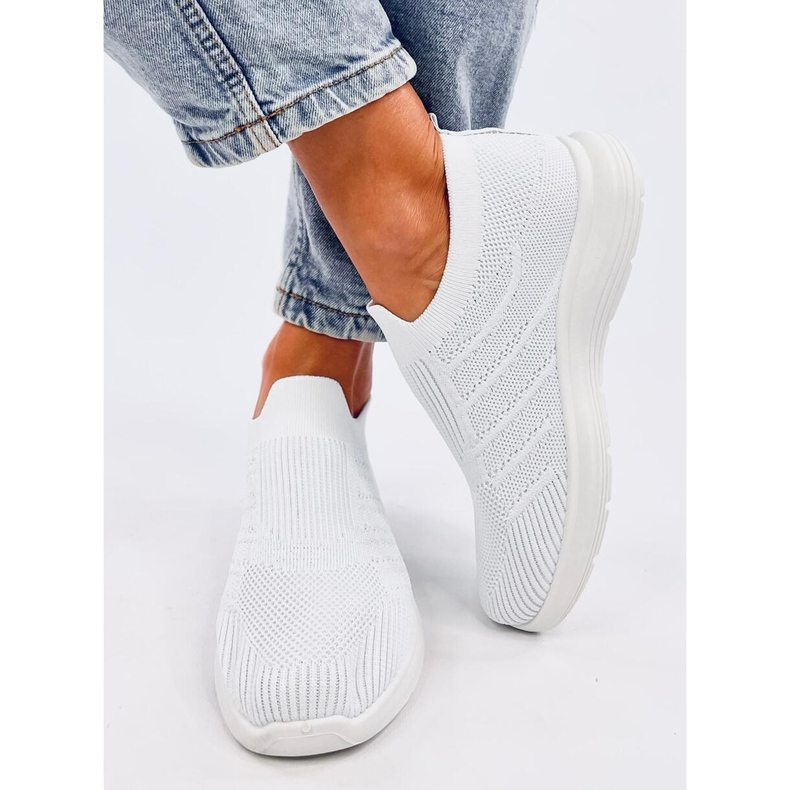 Groppi White slip-on sukkakengät valkoinen 1