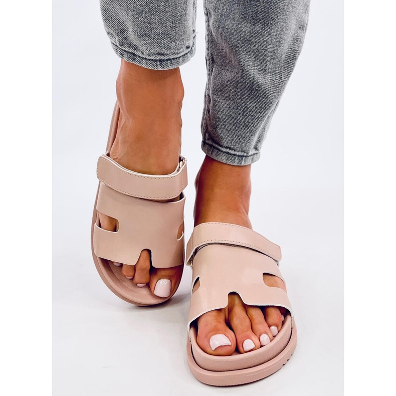 Tawny Beige naisten tossut 1