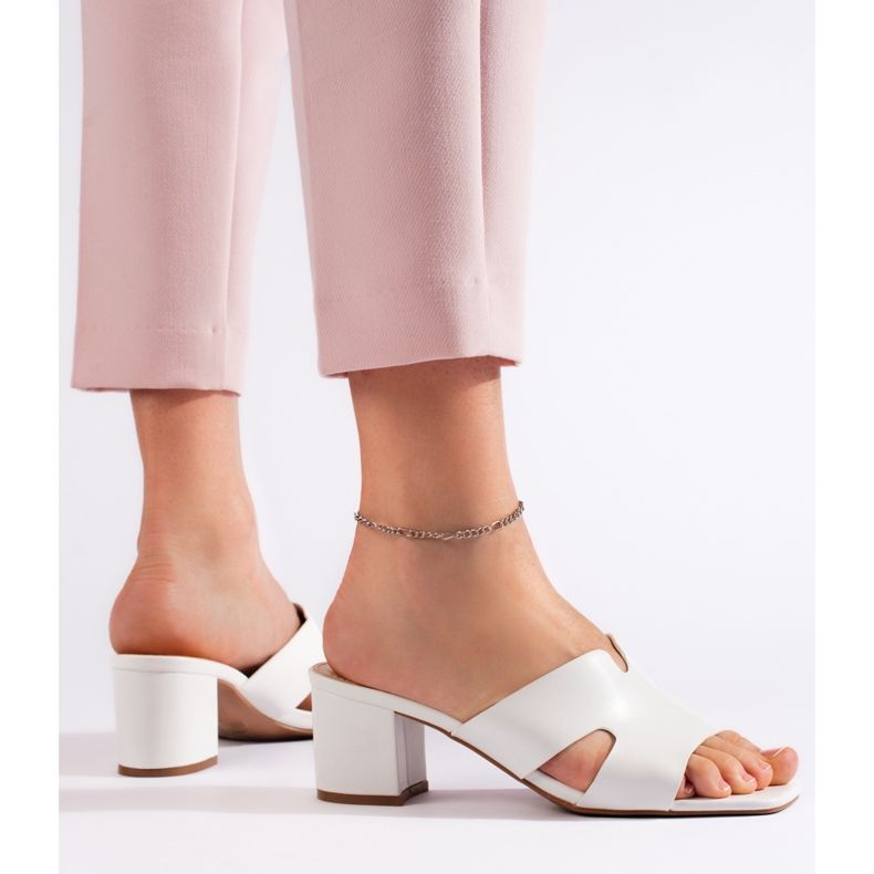 Naisten valkoiset korkeakorkoiset varvastossut valkoinen 2