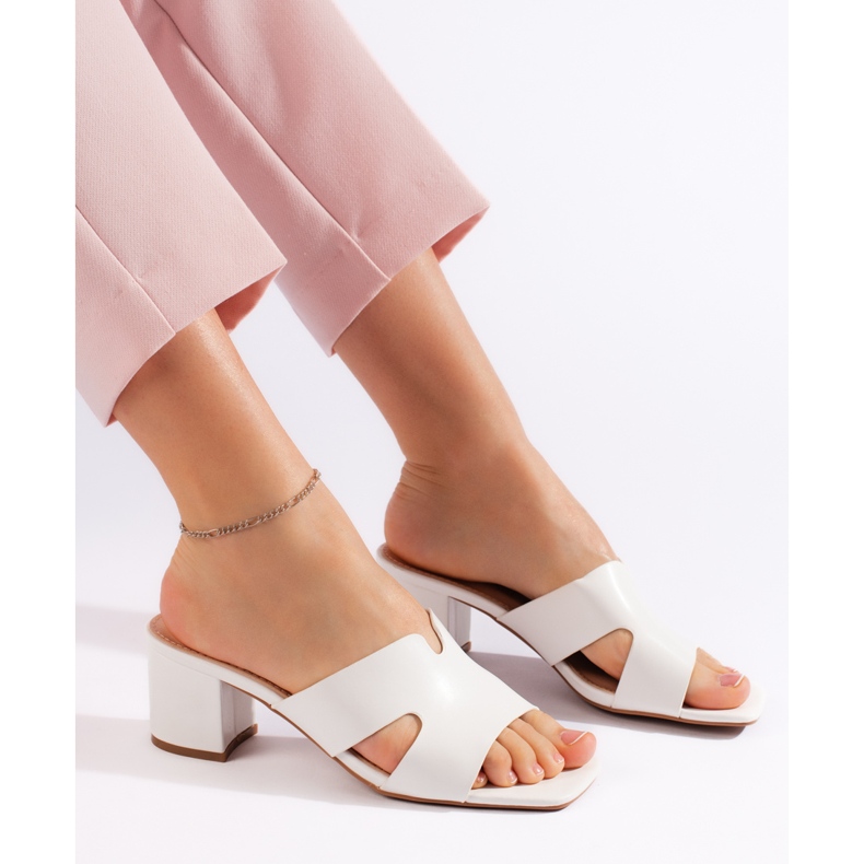 Naisten valkoiset korkeakorkoiset varvastossut valkoinen 1