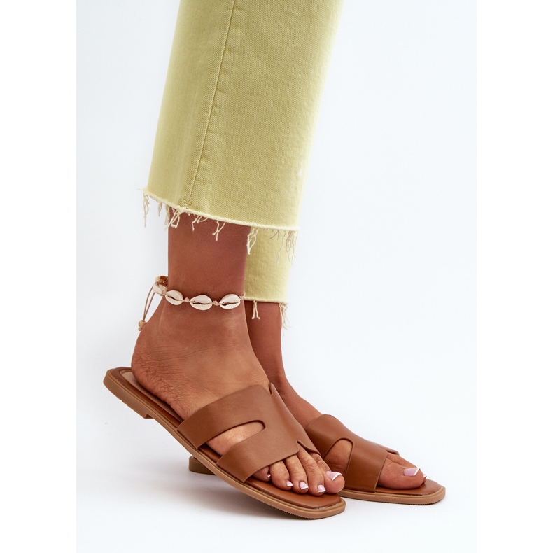 Naisten litteät varvastossut leikkauksilla, ruskea, Fiviama 2