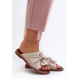 Naisten tasakorkoiset varvastossut beige Nelvira 2