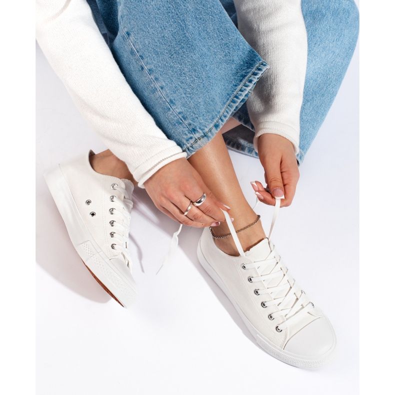 Klassiset valkoiset Shelovet naisten tennarit valkoinen 1