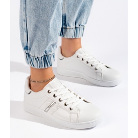 Valkoiset nauhalliset urheilukengät valkoinen 2