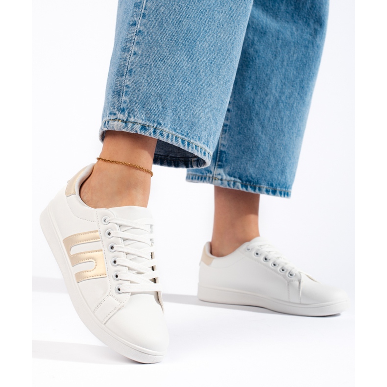 Valkoiset ja kultaiset naisten tennarit valkoinen 1