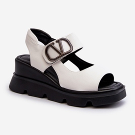 Vinceza Naisten kiila- ja alustasandaalit, jotka on valmistettu eko-nahasta, valkoinen triaola 1