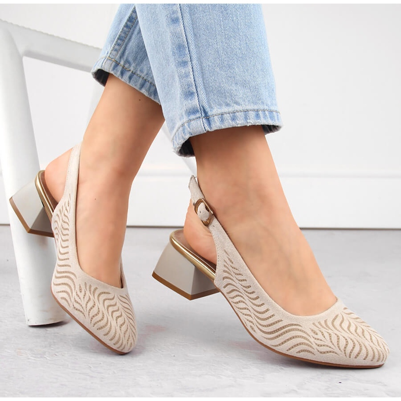 Naisten beigenväriset mokkanahkakorkosandaalit Jezzi RMR2263-4 1 Naisten beigenväriset mokkanahkakorkosandaalit Jezzi RMR2263-4 1