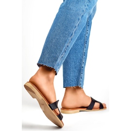 Mustat naisten tossut luonnonnahasta 1