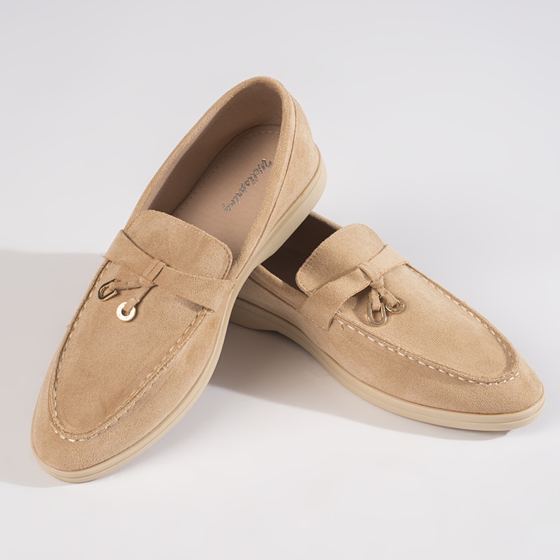 Naisten beige-mokkasiinit 1