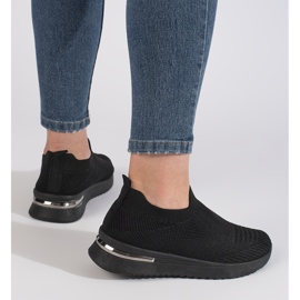 Mustat slip-on lenkkarit 2