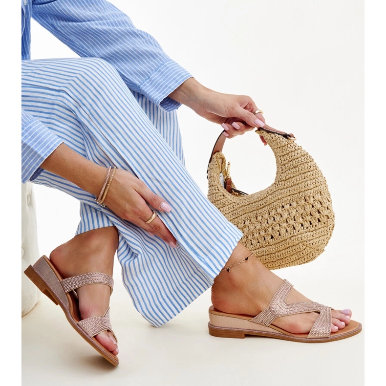 Askerin vaaleanpunaiset tossut matalalla kiilalla vaaleanpunainen 1