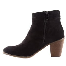 Korkeakorkoiset mokkanahkasaappaat 99-266 mustat 1