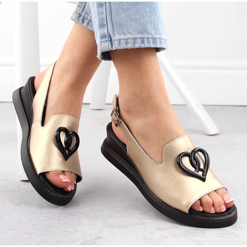 Naisten nahkaiset kiila sandaalit, kulta Filippo DS6069 kultainen 1