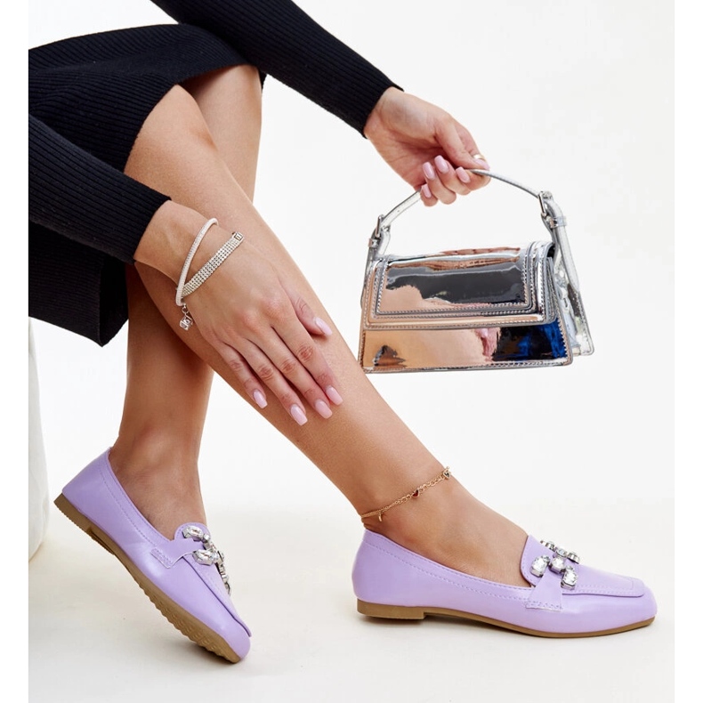 Purppuraiset mokasiinit, joissa zirkoniummali-solki violetti 1