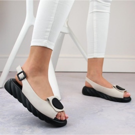 Mukavat nahkasandaalit Artiker W HBH74B alustalla, beige 1