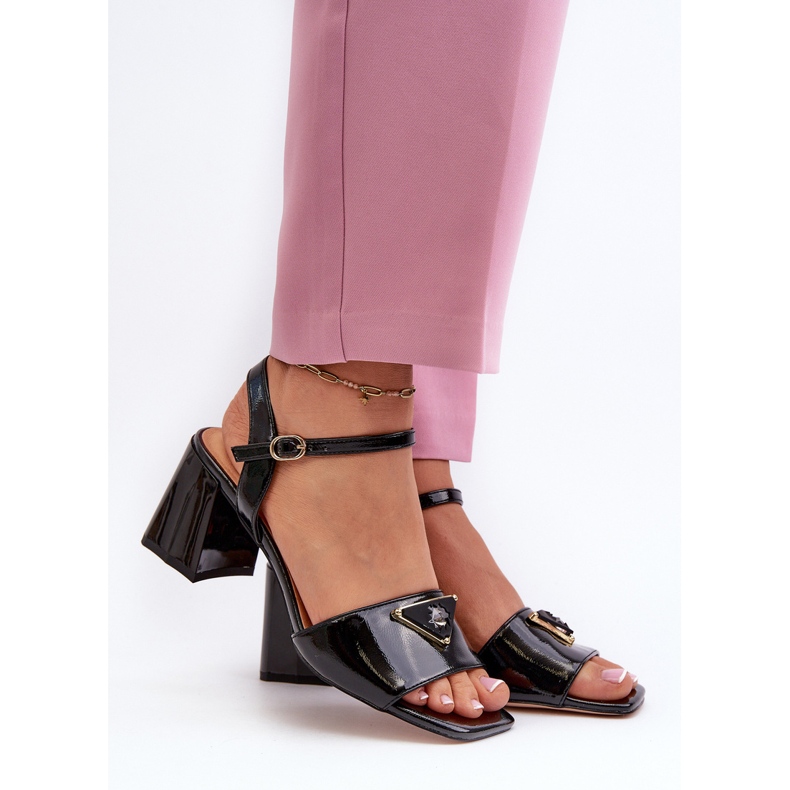 S.Barski Tyylikkäät kiiltonahkasandaalit korkeakorkoisella mustalla D&amp;A MR38-660 2